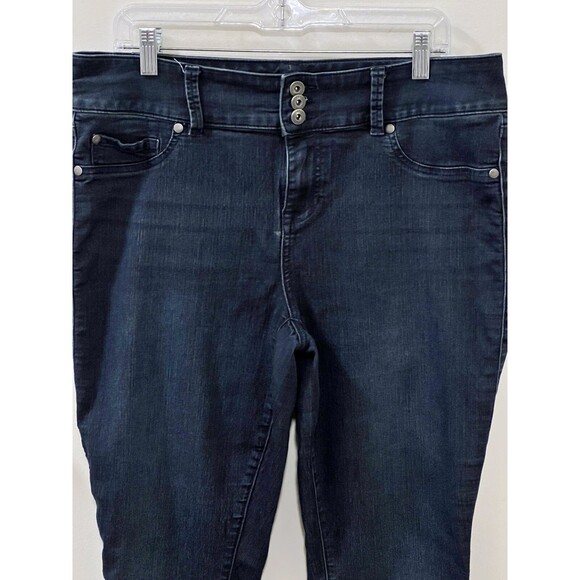 Torrid Womens Jegging Jeans SZ 16R Dark Wash Blue Denim 3 Buttons Jeans - Picture 4 of 12